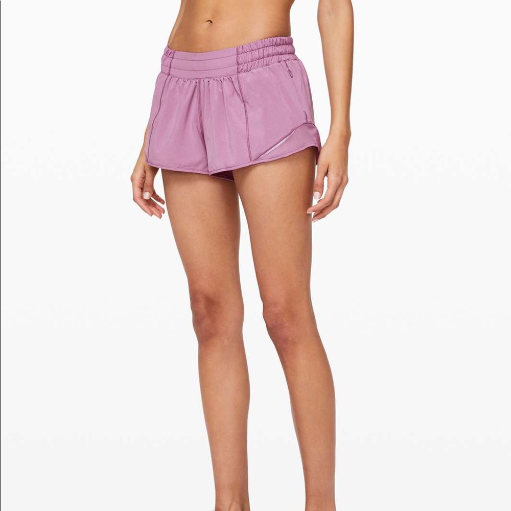 purple lululemon hotty hot shorts 2.5 inch size 4